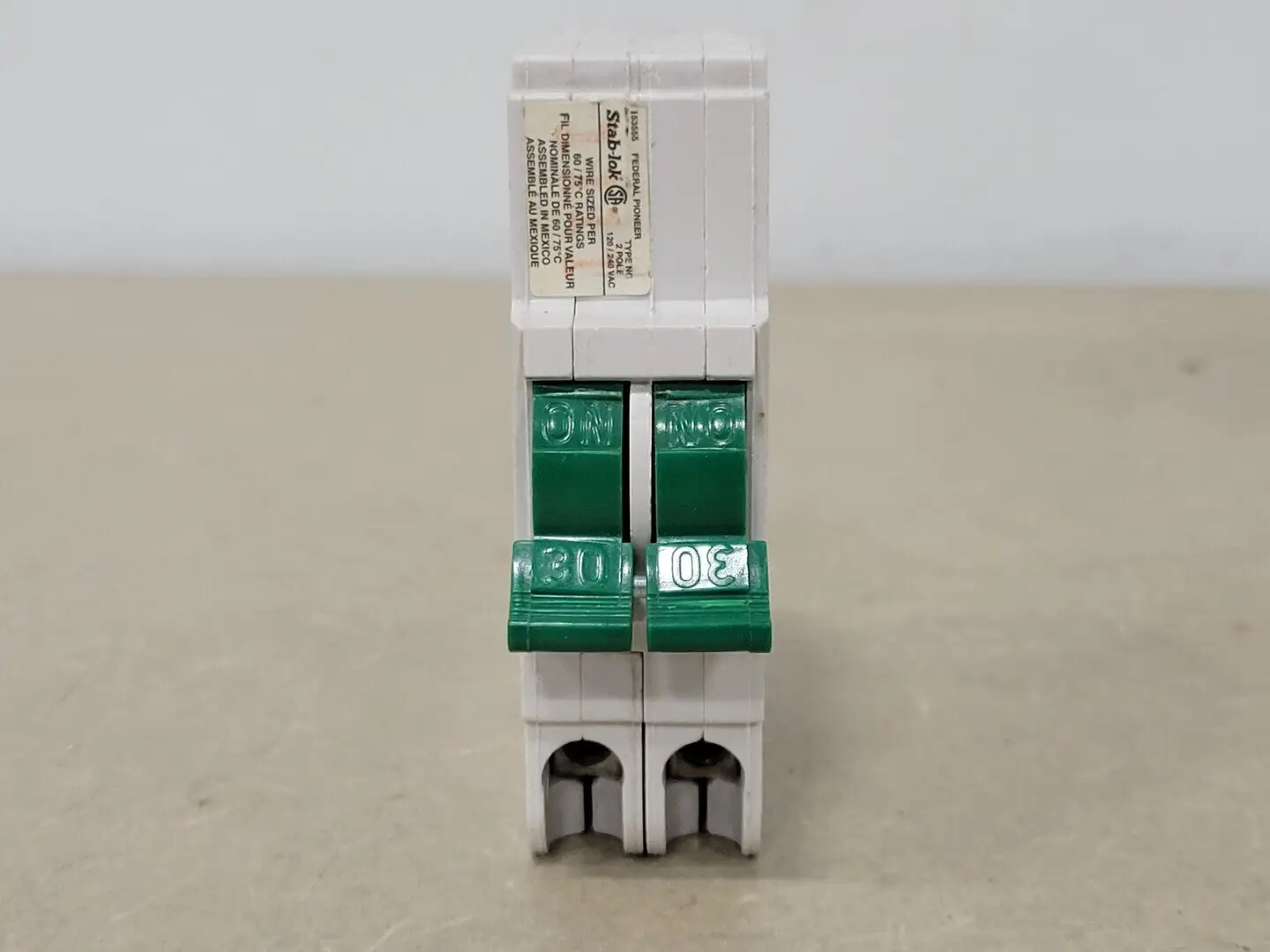 Used FEDERAL PIONEER NC0230 Switchgears British Columbia CA | Lenmark #239810