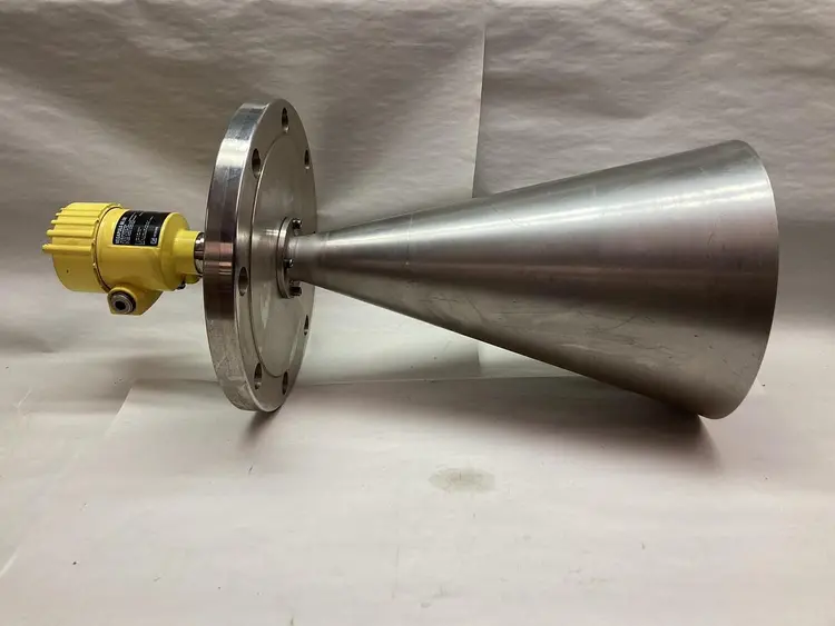 New | in-Stock VEGA PS66.UXJAM2HANAX Sensors Ohio US | Surplus Asset Holdings #1227998