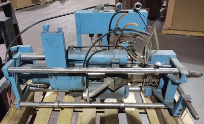 Nissei Complete Screw Injection Unit with Heating Removed From SY10