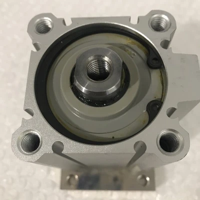 NEW SMC CDQ2G50-50DCZ