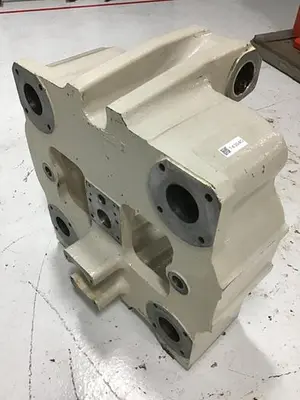 USED CINCINNATI MILACRON 3989550 D