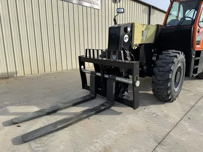 New | in-Stock 2026 JLG 2733 TELEHANDLER Telehandlers Alberta CA | Adcock Equipment #1417980