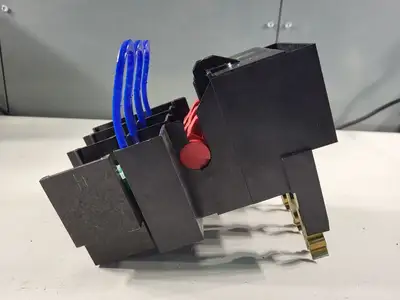 Disconnect Switch w/ 3 Times 15 Amp Fuse JTD15ID
