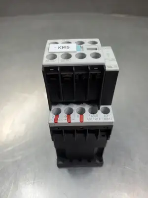 Siemens 3RT10151AK61 Contactor w/3RH19111FA11 Contactor. 4D51