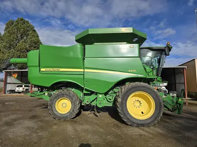 USED 2014 JOHN DEERE S670