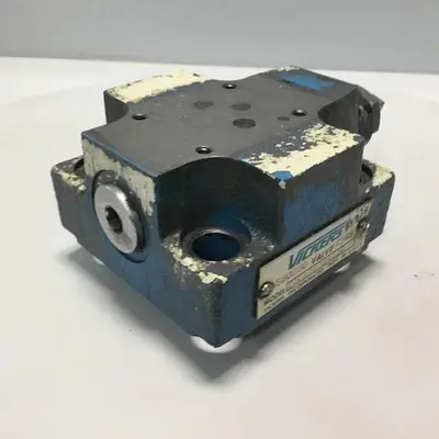 USED VICKERS CVCS25C1S2W24510