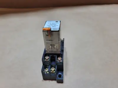 10A 24V/240V Relay w/ 15A 240V Socket