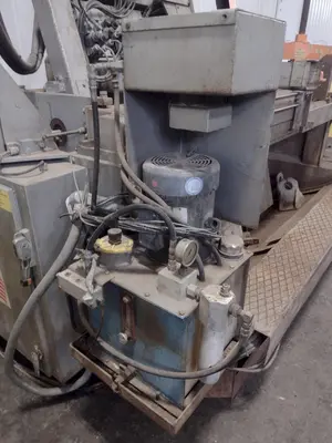 20" X 25" HEM MODEL #V150A-SMART AUTOMATIC MITERING VERTICAL BAND SAW: STOCK #18167