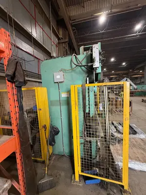 Used PIRANHA 25012 Press Brakes Ontario CA | Aucto #1307340