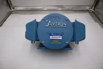 Avtron M738 1D 240 BCC / M7381D240BCC ENCODER 12-15v-dc NEW UNIT STOCK G285A