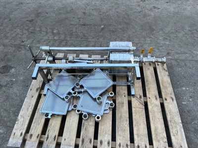 Filter Press 195mm Square Plates