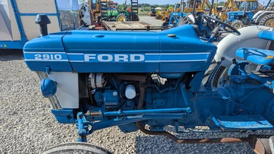 USED 1985 FORD 2910
