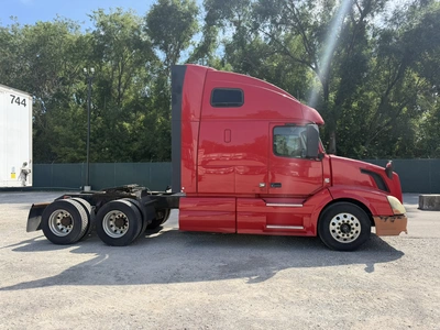 Used 2013 VOLVO VNL Conventional trucks Indiana US | Miedema Asset Management Group #1414634