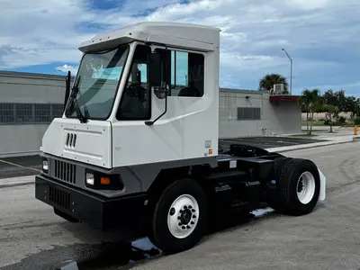 Used 2016 KALMAR OTTAWA T2 Tow Tractors Florida US | Truck and Van Outlet #1509221