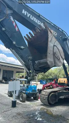 Used 2022 HYUNDAI HX480AL Excavators Florida US | National Equipment Dealers #1422470