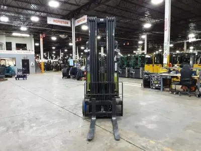 USED 2020 CLARK TMX25