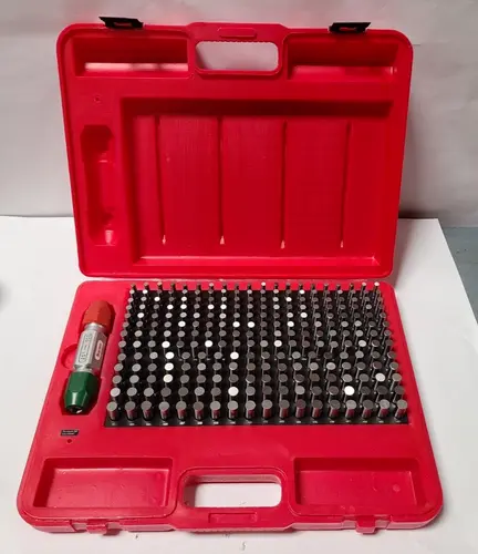 NEW Starrett 8237473284732478374372