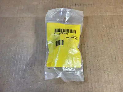 NEW JOHN DEERE 4211473