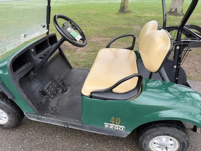 (1) 2017 E-Z-Go golf cart with a Kawasaki gas engine, model 625111G01, does not include Club canopy,...