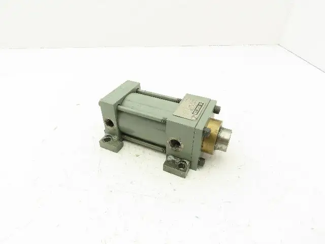 Used LYNAIR _UNKNOWN_ Hydraulic Cylinders | Arrow Industrial #632127