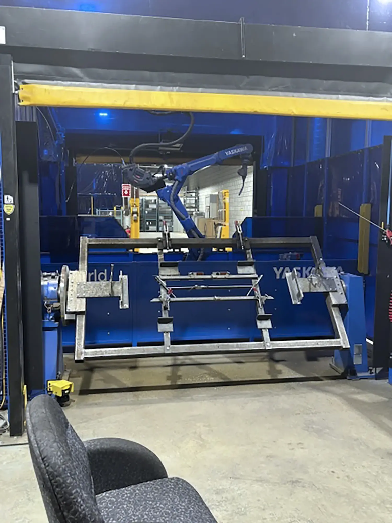 USED YASKAWA Robot Weld Cell