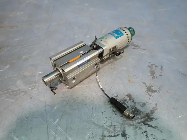 Used DUKANE CORPORATION 41A40 Ultrasonic Welders | HGR 24 #743069