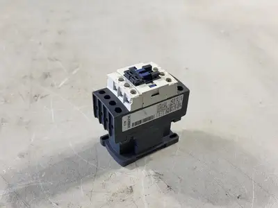 NEW R&M MATERIALS HANDLING 52296550