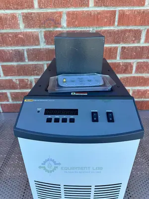 USED FLUKE / HART SCIENTIFIC 7320 HIGH PRECISION CALIBRATION BATH -20°C TO 150°C