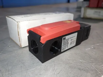 NEW OMRON T4012031