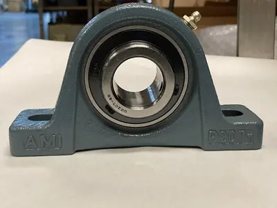 New | in-Stock AMI UCP207-20 Bearings | Surplus Asset Holdings #1199185