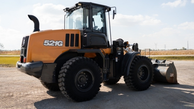 USED 2023 Case 521G