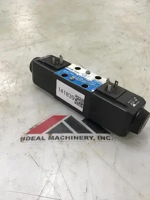 USED VICKERS DG4V-3-6S-M-U-HL7-60-EN594