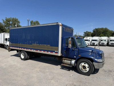 Used 2006 INTERNATIONAL 4300 SBA4X2 Box trucks Indiana US | Miedema Asset Management Group #1414584