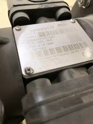Warren-Rupp Sandpiper S05B2PBTPNI000 Polypropylene Double Diaphragm Pump 100PSI