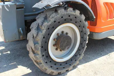 JLG Telescopic Articulating Forklift Telehandler  G 943 A