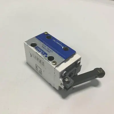 USED TOKIMEC DG20S-3-2A-P-20-S10