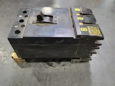 USED SQUARE D Q232150