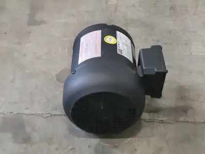 NEW WEG TE01C040C0000101862