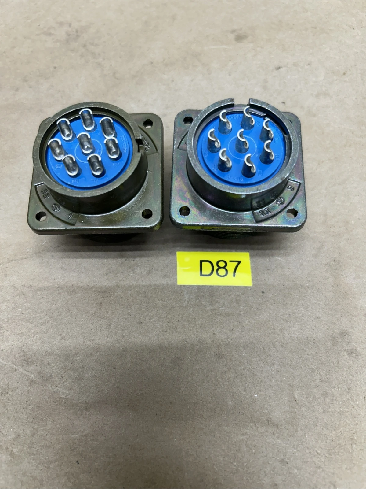NEW Amphenol 3102A.22