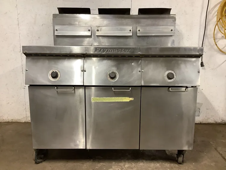 Used Frymaster EM145E/335SE Cookers / Coolers / Fryers Michigan US | Grocery Equipment Sales #1069356