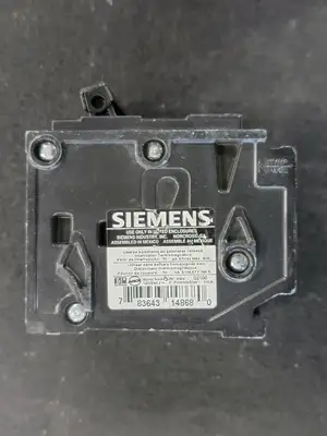 Used SIEMENS Q2100 Switchgears British Columbia CA | Lenmark #243619