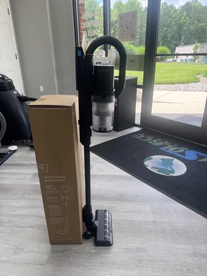 Nilfisk VU200 Cordless Stick Vacuum Cleaner NEW