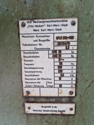 HECKERT Thread Mill, in good used condition