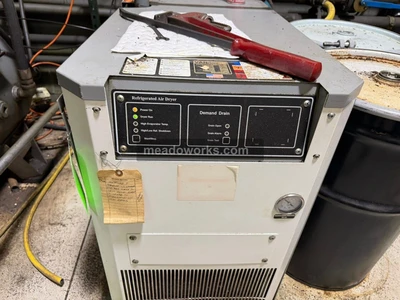 Used Van Air RD 100 Refrigerated Air Compressor Dryers Illinois US | Meadoworks #1514505