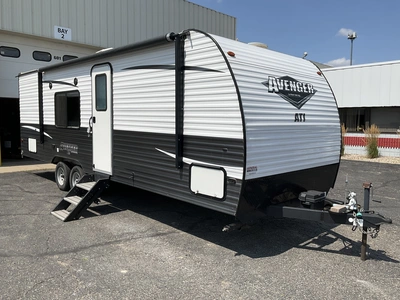 Used 2020 AVENGER FOREST RIVER Campers, Caravans, Motorhomes Michigan US | Miedema Asset Management Group #1337428