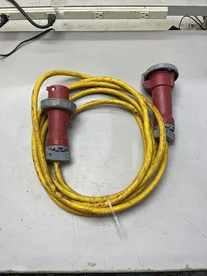 Used HUBBELL HUBBELL 430P7W Misc Electrical & Power Parts | ND Industrial Surplus #1213099