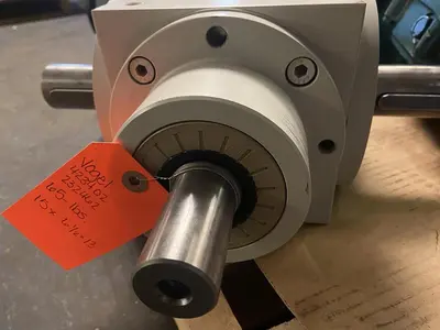 New | in-Stock VOGEL 423402-001 Gearboxes Ohio US | Surplus Asset Holdings #1208836