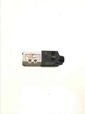 Numatics 031SA4414 Solenoid Valve (Lot of 3)