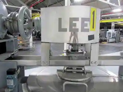 USED LEE D9MT