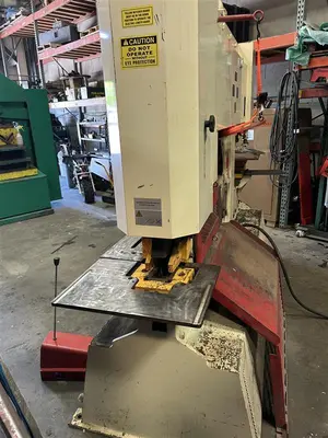 2006 GEKA HYDRACROP 165/SD Ironworkers | Bud's Equipment Sales (5)